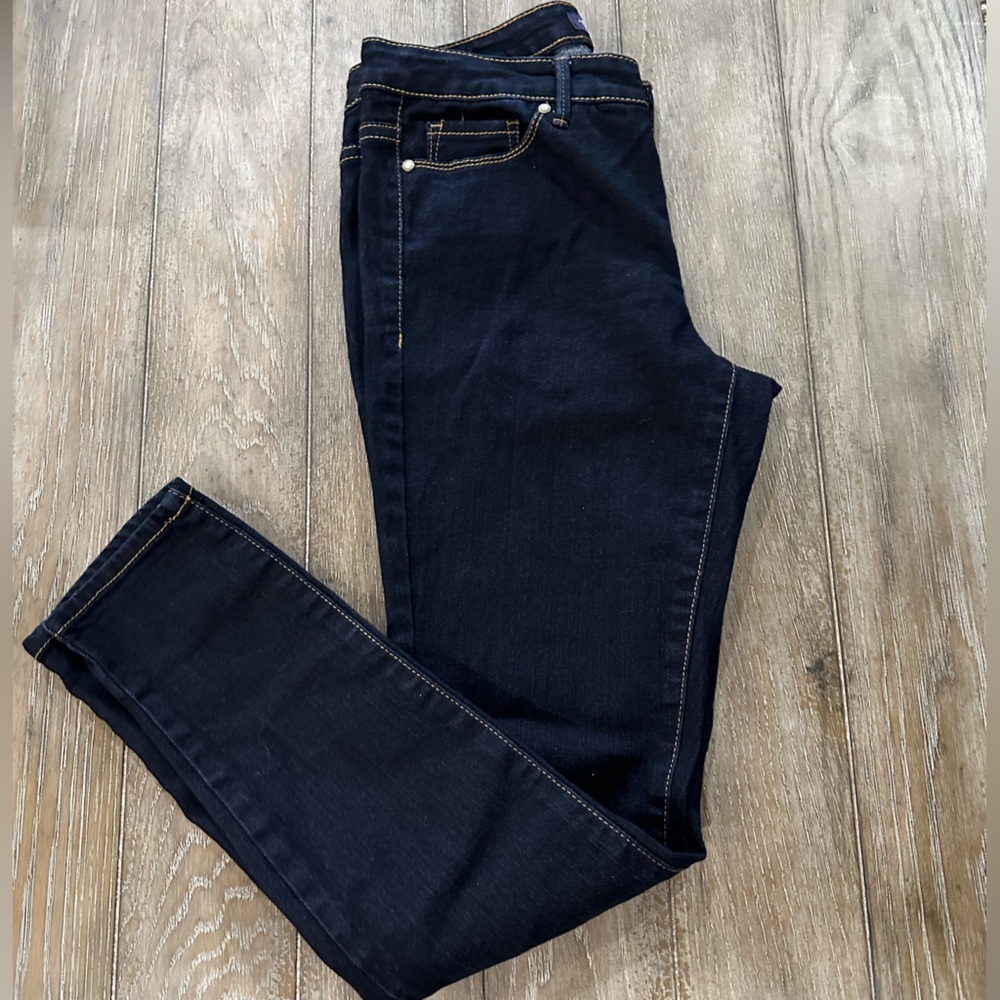 Adrienne Vittadini Jeans